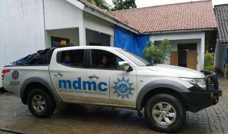 Banjir Labuan dan Longsor Sukabumi, MDMC Salurkan Bantuan Untuk Warga Terdampak