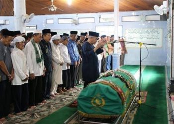 Hukum dan Tata Cara Shalat Jenazah Sesuai Sunnah