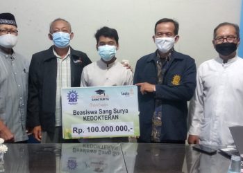 Beasiswa Senilai 100 Juta Dari Lazismu Kendal
