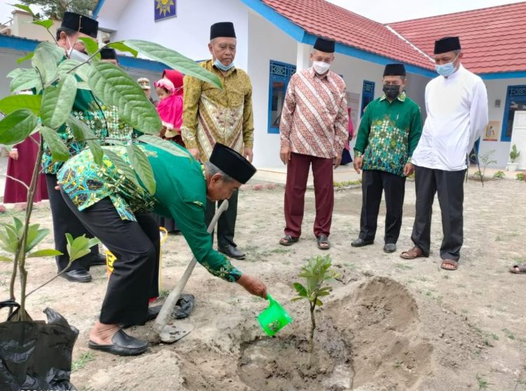 Gedung Baru Kelompok Bermain Cahaya Hati Aisyiyah Bojong Diresmikan