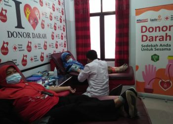 Kolaborasi Lazismu, Alfamart, PMI, IDI, dan BPOM Dalam Aksi Donor Darah
