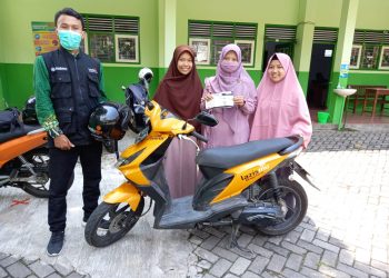 Lazismu Kab Magelang Tasyarufkan Satu Unit Motor Untuk Ma’had Tahfidz