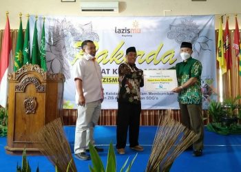 Lazismu Realisasikan Program Peduli Guru Senilai 50 Juta