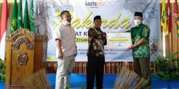 Lazismu Realisasikan Program Peduli Guru Senilai 50 Juta