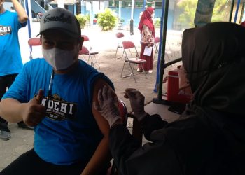 Songsong Persiapan PTM, SMA Muhammadiyah 1 Muntilan Gelar Vaksinasi Massal