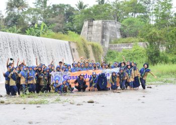 Class Education: MTs Muhammadiyah 1 Muntilan Selenggarakan Out Bond