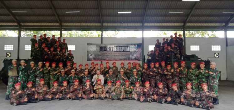 Senapan Serbu Warnai Janji Setia Melati Kokam
