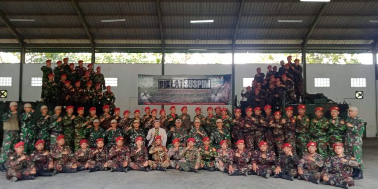 Senapan Serbu Warnai Janji Setia Melati Kokam