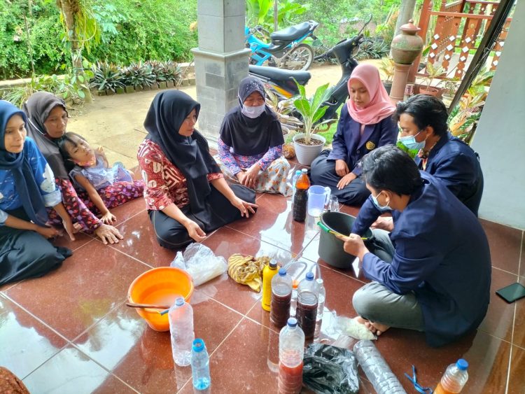 Songsong Kunjungan Wisatawan, IMM Komtek Gerakkan PHBS Warga Borobudur