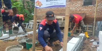 Tiga Tahun Tinggal di Emperan Bekas Rumah Tua, Lazismu Kab. Pekalongan Bangunkan Rumah Harsono
