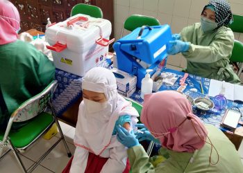 Vaksinasi COVID-19 Siswa SD Muhammadiyah 1 Ketelan