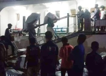 Kirim Logistik 7,5 Ton Ke Pulau Terluar, Inilah Tantangan Yang Dihadapi Relawan Muhammadiyah di Selayar