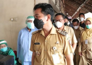 Muktamar 48 Bakal Gunakan Stadion Manahan, Gibran: Saya Rekomensasikan Panggung Seperti APG 2022