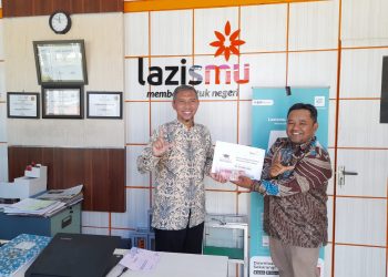 Beasiswa Lazismu Bagi 10 Mahasiswa FKIP Unikal