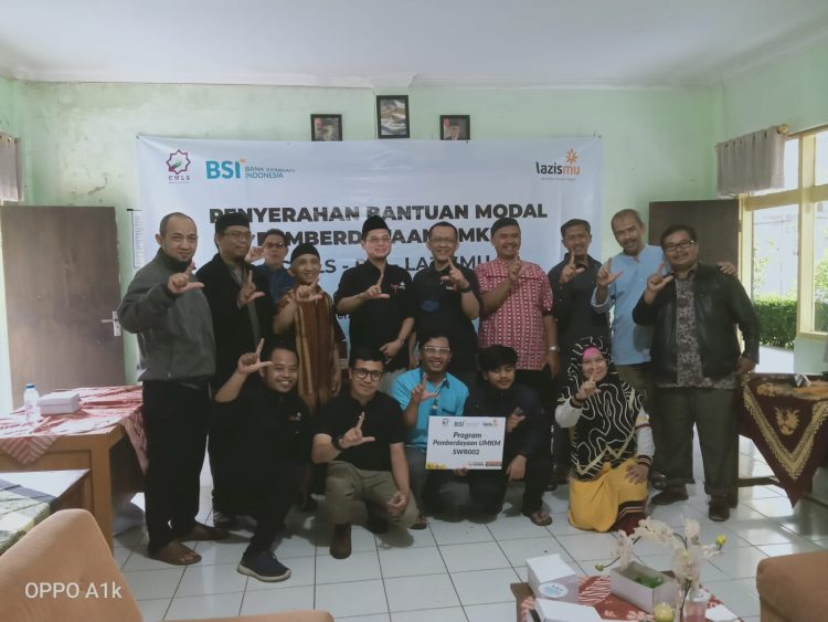 Lazismu Berikan Bantuan UMKM Terdampak Pandemi