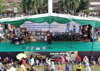 40.000 Warga Muhammadiyah Bantul Ikuti Jalan Sehat Semarak Muktamar 48