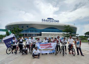 Sambut Muktamar, Warga Muhammadiyah Borobudur Gowes Menuju Surakarta