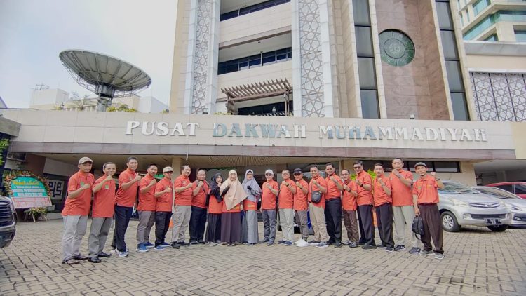 Pelajari STEM dan Digitalisasi, SMK Muhammadiyah 2 Muntilan Kirim Guru Ke Singapura