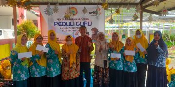 Kado Istimewa di Hari Ibu, Lazismu Pekalongan Salurkan Program Peduli Guru Kepada Guru PAUD ABA Se-Kabupaten Pekalongan