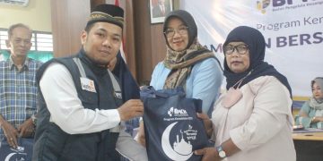 1000 Al Quran & Paket Sembako Kepada Kaum Dhuafa Dari Lazismu dan BPKH RI