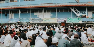 Ribuan Jamaah Memenuhi Lapangan SMA Muh Sintang Kalimantan Barat  Melaksanakan Sholat Idul Fitri