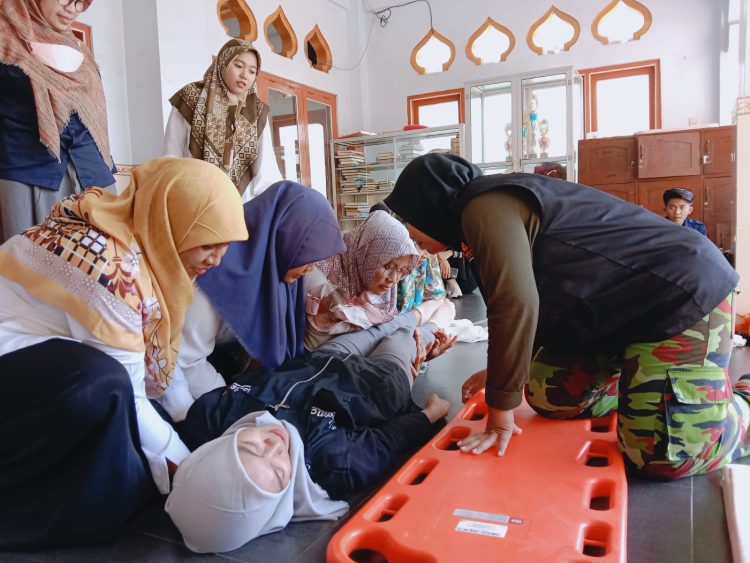 LRB PWM DIY Dampingi SD Muhammadiyah 1 Wonopeti Menuju SPAB.