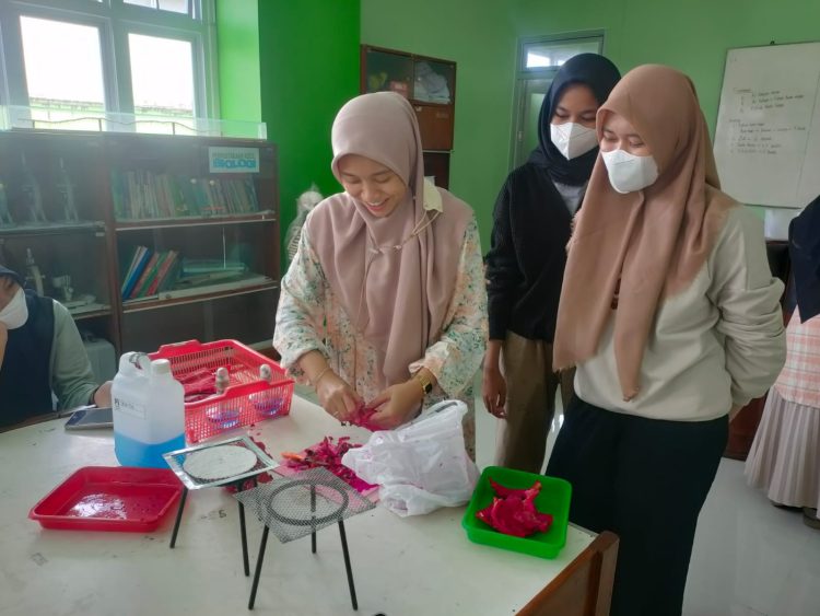 Tim KIR SMA Muhammadiyah 3 Yogyakarta Juara 3 Nasional LKIR