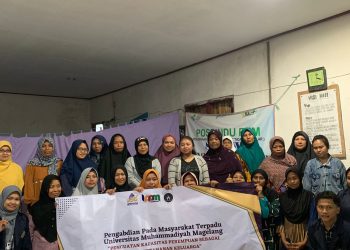 Sosialisasi Dampak Digital Dalam Parenting: KKN PPMT Periode UNIMMA Desa Soronalan Dorong Orang Tua Untuk Manfaatkan Teknologi Dengan Bijak