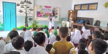 Terima Kunjungan TK ABA, SD Muhammadiyah Tangkil Tengah Pekalongan Hadirkan Pendongeng