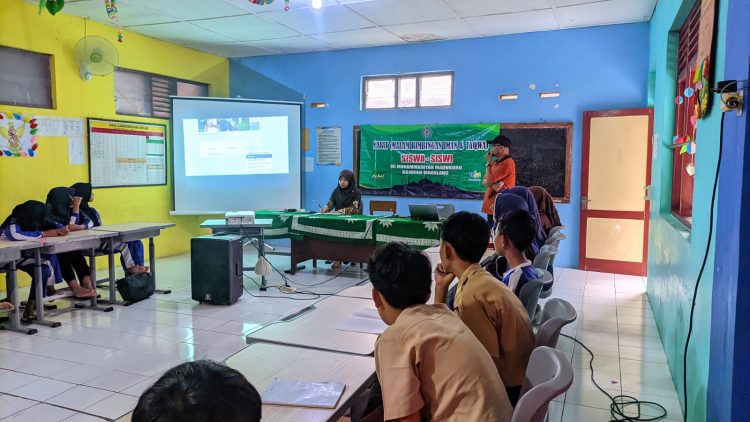 Waspadai Kejahatan Siber, Kelompok Rentan Ini Perlu Waspada