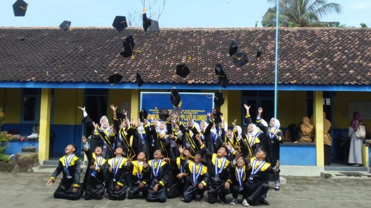 Wasana Warsa Kelas 6 MI Muhammadiyah Blondo Tahun Ajaran 2023- 2024