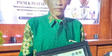 Tokoh Muhammadiyah Gunungpring Memperoleh Penghargaan dari Majelis Dikdasmen PP Muhammadiyah