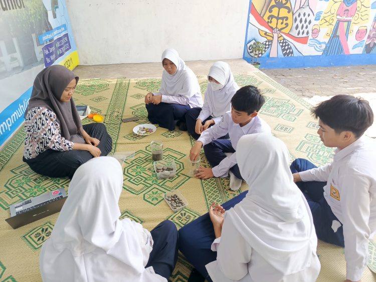 Mahasiswa PPG UAD Kembangkan Keterampilan Manajemen Waktu Siswa SMP Muhammadiyah 5 Yogyakarta melalui Bimbingan Kelompok