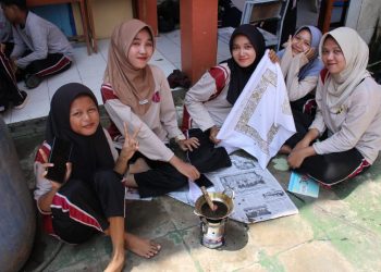 Jalin Kerjasama dengan ITS NU Pekalongan, SMK Muhammadiyah Kedungwuni Gelar Project Penguatan Profil Pelajar Pancasila