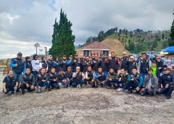 Bikersmu Kota Bandung Berbagi Sembako