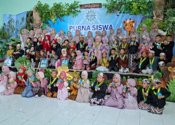 Wisuda Unik TK Aisyiyah Insan Robbani Gunungpring, Siswa Tampil Sesuai Cita-Cita