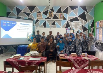 Pelatihan Strategi pembelajaran Joyfull learning bagi Guru di SMP Muhammadiyah 1 Tempel
