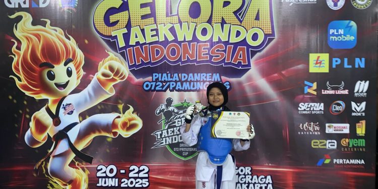 Maharani, Siswa SMP Mutual Kota Magelang Raih Juara 2 Taekwondo Tingkat Nasional