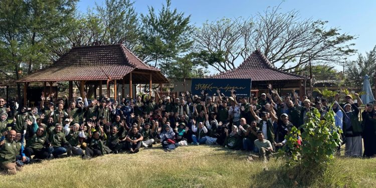 BikersMu Chapter Wonosobo Touring Perdana Susur Pantai Selatan & Jalin Silaturahmi