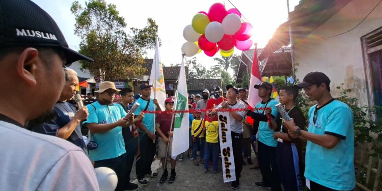 LKSA Ibu Zaenab Dukun Gelar Jalan Sehat, Sambut Milad dan Launching Pesantren