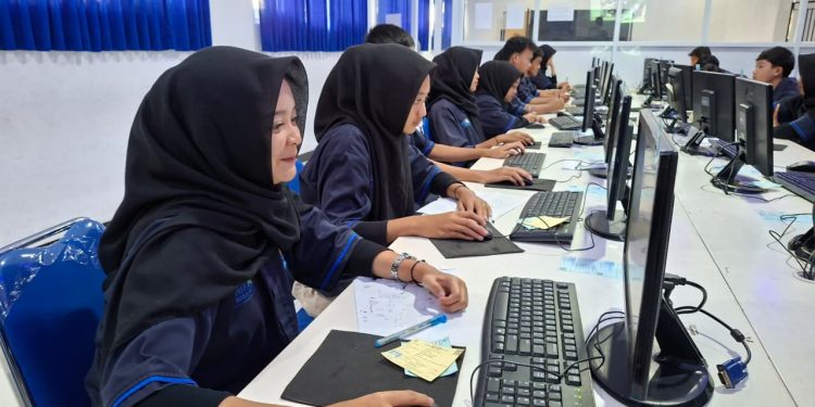 Meningkatkan Mutu Pendidikan, SMK Muhammadiyah 2 Muntilan Laksanakan Tes Kemampuan Akademik