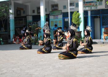 Kreasi Tari Daerah Meriahkan Penutupan Ujian Praktik Kelas 6 SD Muhammadiyah 1 Muntilan