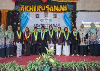 MI Muhammadiyah Al-Fikri Podosoko Luluskan Angkatan Pertama, 100 Persen Hafal Juz 30 dan Diterima di Sekolah Favorit