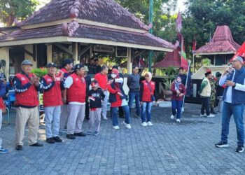 BikersMU Klaten Rayakan Kemerdekaan dengan Touring 100 Km, Tebar Air Bersih hingga Donasi untuk NTT