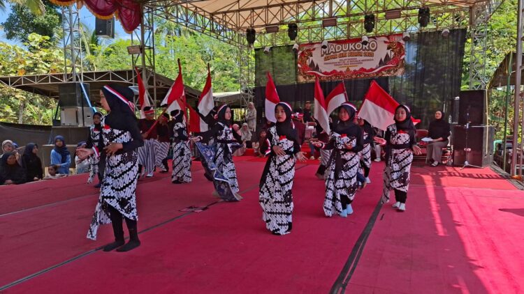 Panggung Kemerdekaan di Madukoro Jadi Ajang Unjuk Bakat Siswa Muhammadiyah