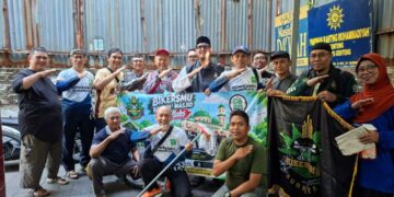 BikersMu Chapter Surabaya dan GowesMu Kolaborasi Bersihkan Masjid Lewat Program BBM