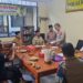 Balada Guru Enjang, Kebaikan Berbalas Pentungan