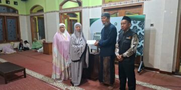 Lazismu Magelang Salurkan Bantuan untuk Guru TPA, Program Back to Masjid Jangkau 26 Masjid